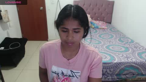 Snapshot of kiara_williamss chatting on January 23, 10:54 pm Kiara online show from January 23, 10:54 pm