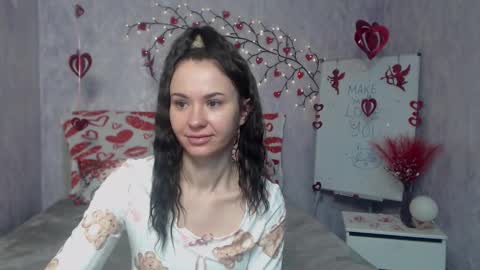 Kara online show from February 16, 7:14 pm