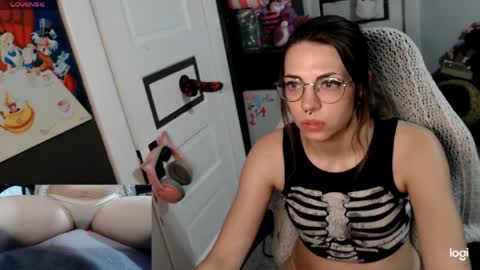 Kiersten online show from March 26, 3:14 pm