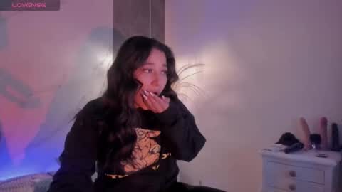 Kim Thompson online show from November 9, 3:19 pm