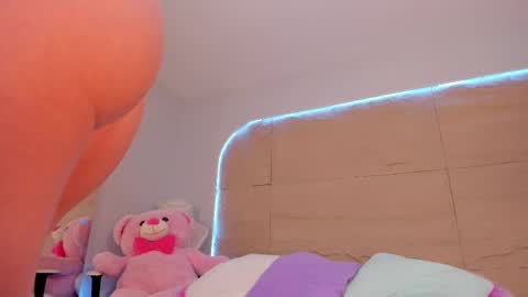 KIM COOPER online show from February 13, 10:02 am