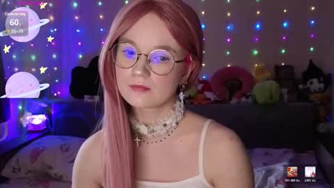 kiki_blue_eyes online show from February 13, 6:59 am