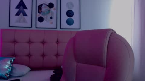 kIKI online show from January 16, 10:06 pm