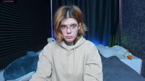 Kiki online show from February 15, 10:11 am