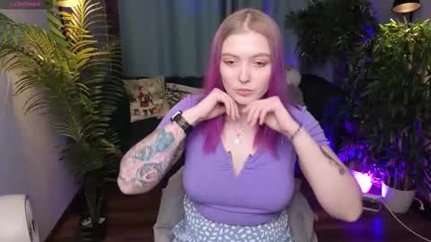 Kiki online show from February 4, 9:29 pm