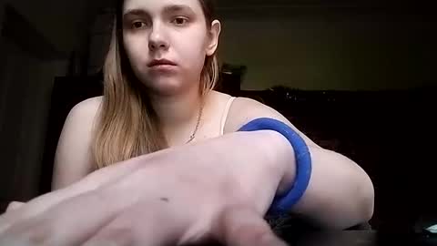 kikibang_ online show from December 22, 11:02 am