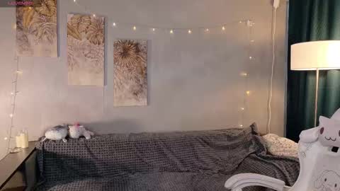 Kiki online show from March 1, 6:02 am