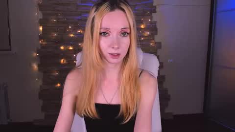 Snapshot of kim_boyd chatting on February 20, 11:42 am kim_boyd online show from February 20, 11:42 am