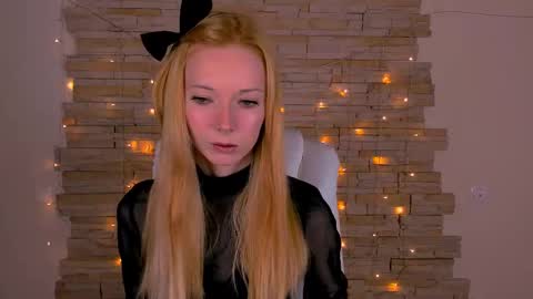 Snapshot of kim_boyd chatting on March 10, 12:06 pm kim_boyd online show from March 10, 12:06 pm