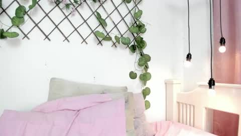 kim_eli online show from March 7, 11:23 pm