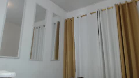 kim online show from March 9, 9:35 am