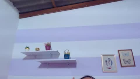 Kim  online show from March 20, 7:52 pm