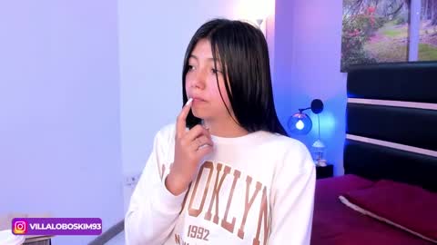 Snapshot of kimberlyvillalobos chatting on February 4, 11:38 am Kimberly Villalobos online show from February 4, 11:38 am