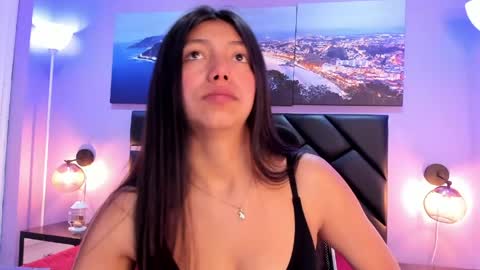 Kimberly Villalobos online show from April 23, 11:50 am