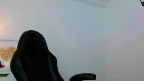 CAMI online show from April 24, 12:35 am