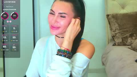 KIm online show from April 26, 6:05 pm