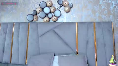  KIM  online show from December 20, 2:48 am