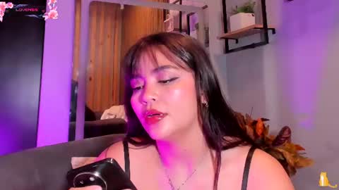  KIM  online show from July 23, 2:03 pm