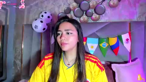  KIM  online show from June 24, 2:32 am