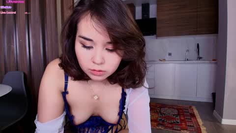 Kimiko online show from April 30, 12:10 pm