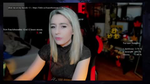 Snapshot of kimilee22 chatting on September 15, 3:20 pm Wolfs Girl online show from September 15, 3:20 pm