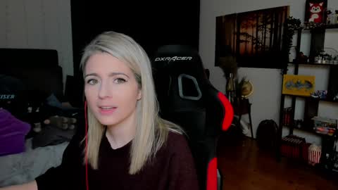 Wolfs Girl online show from February 20, 3:13 pm