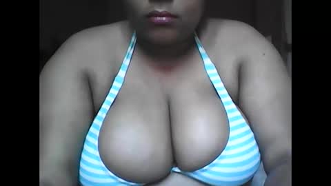 kimm88002 online show from April 2, 4:48 pm