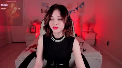 Snapshot of kimmie_shine chatting on September 23, 8:23 am Your Kimmie follow me online show from September 23, 8:23 am