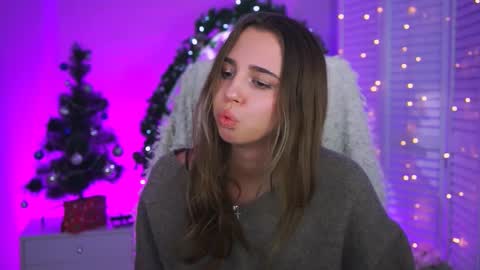 kimporins online show from December 16, 2:34 pm