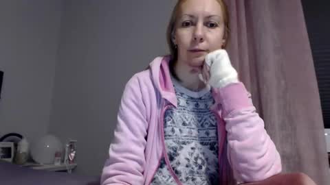 Snapshot of kingandprincess chatting on October 10, 8:58 pm sexysexyhotwetpinkredpussy online show from October 10, 8:58 pm