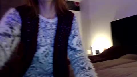 Snapshot of kingandprincess chatting on February 2, 4:43 pm sexysexyhotwetpinkredpussy online show from February 2, 4:43 pm