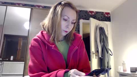 Snapshot of kingandprincess chatting on February 23, 5:23 pm sexysexyhotwetpinkredpussy online show from February 23, 5:23 pm