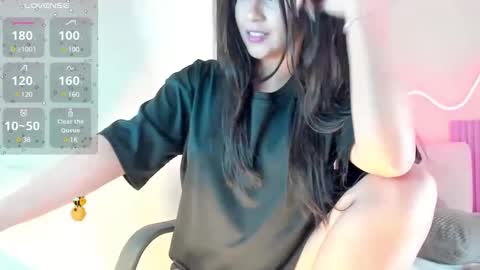 Snapshot of kinky_yeyns chatting on March 12, 12:20 am kinky yeyns online show from March 12, 12:20 am