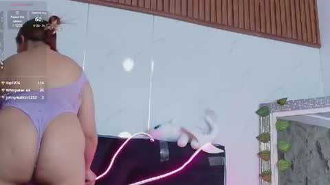 kinkywildmilf online show from June 29, 7:02 pm