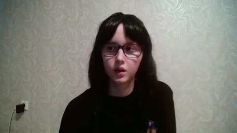 Snapshot of kinkyxgrey chatting on February 19, 12:33 pm KinkyxGrey online show from February 19, 12:33 pm