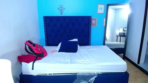 Snapshot of kinkyy_redhead chatting on January 21, 2:37 pm kinkyy_redhead online show from January 21, 2:37 pm