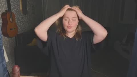 Snapshot of kira_citro chatting on September 26, 3:48 am Kira NEXT STREAM December 4 5pm CET 11am EST online show from September 26, 3:48 am