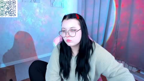 kira online show from April 17, 9:00 am