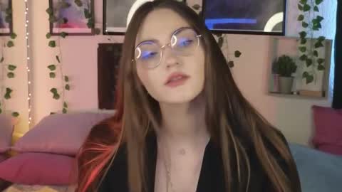 Snapshot of kira_jin chatting on February 16, 6:54 am kira_jin online show from February 16, 6:54 am