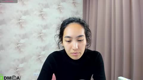 Aura online show from October 2, 5:01 am