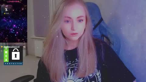 you know thumb up me please its important online show from October 30, 3:02 pm