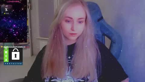 you know thumb up me please its important online show from October 12, 3:58 pm