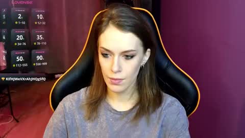 kira_noir_ online show from March 5, 4:14 pm