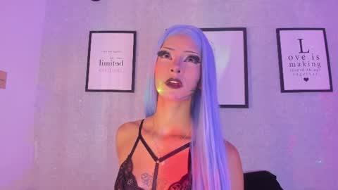 Kira  online show from July 23, 12:12 am