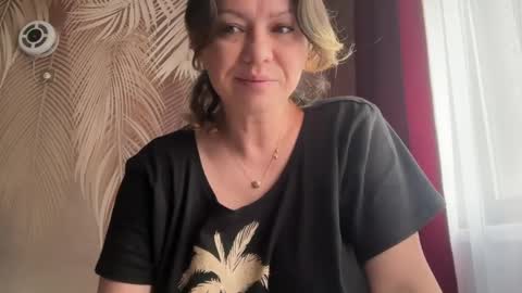 KiraDivine online show from April 9, 12:43 pm