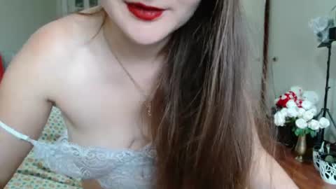 KiraGoldens online show from July 15, 6:40 am