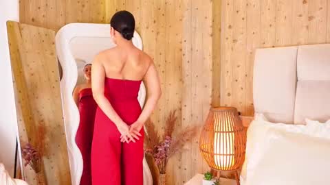 kira online show from November 25, 3:52 am