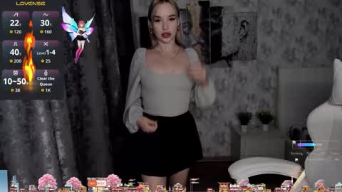 Snapshot of kirakrox chatting on October 16, 8:00 pm kirakrox online show from October 16, 8:00 pm