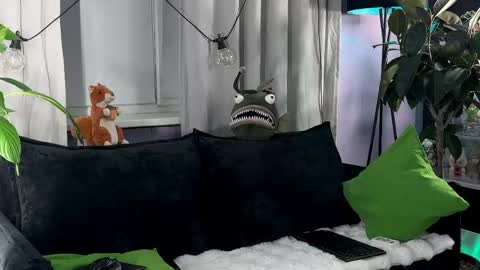 Kira    online show from April 24, 6:22 pm