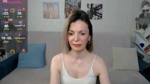 Snapshot of kiramartins_cat chatting on January 12, 5:44 pm kiramartins cat online show from January 12, 5:44 pm